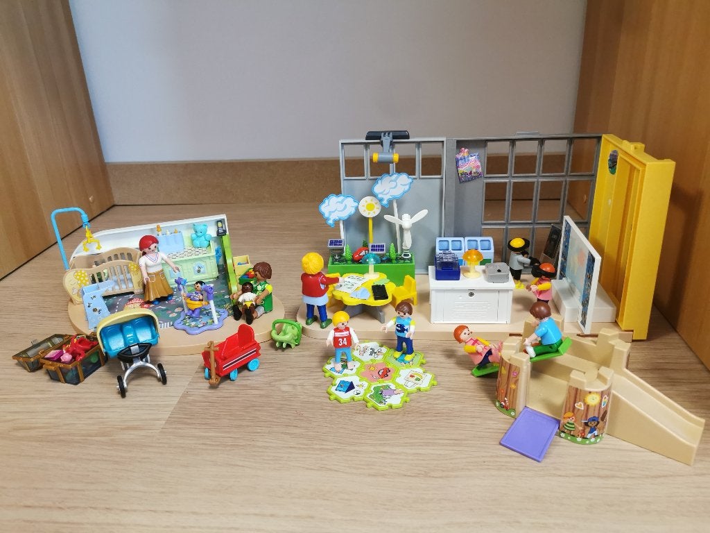 Playmobil école, crèche, salle sport, théatre, Ophalen