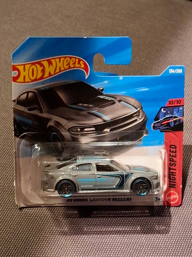 Hot wheels 2020 Dodge charger hellcat, Enlèvement ou Envoi, Neuf