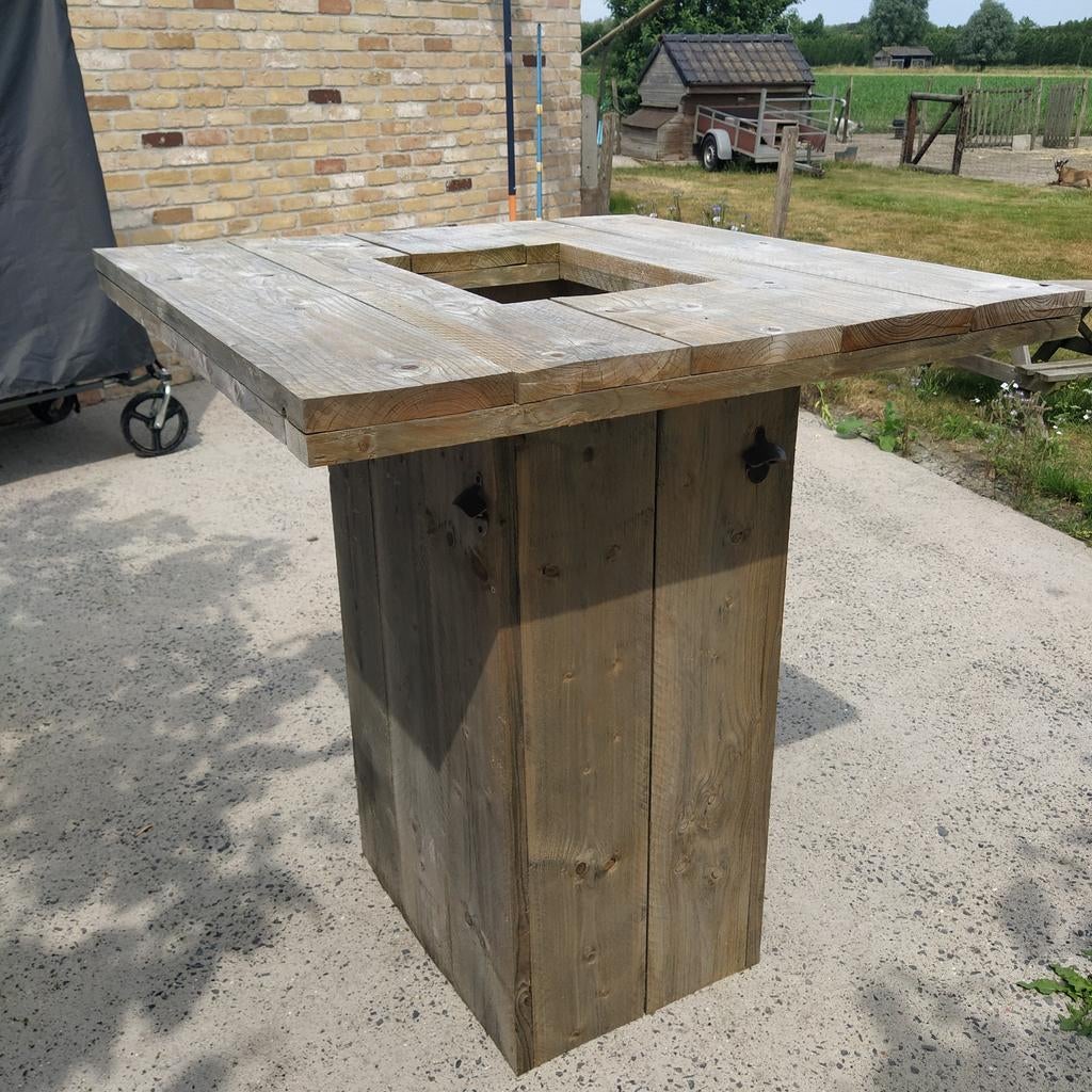 Te huur, bierbar met plaats voor koelelement., Ophalen