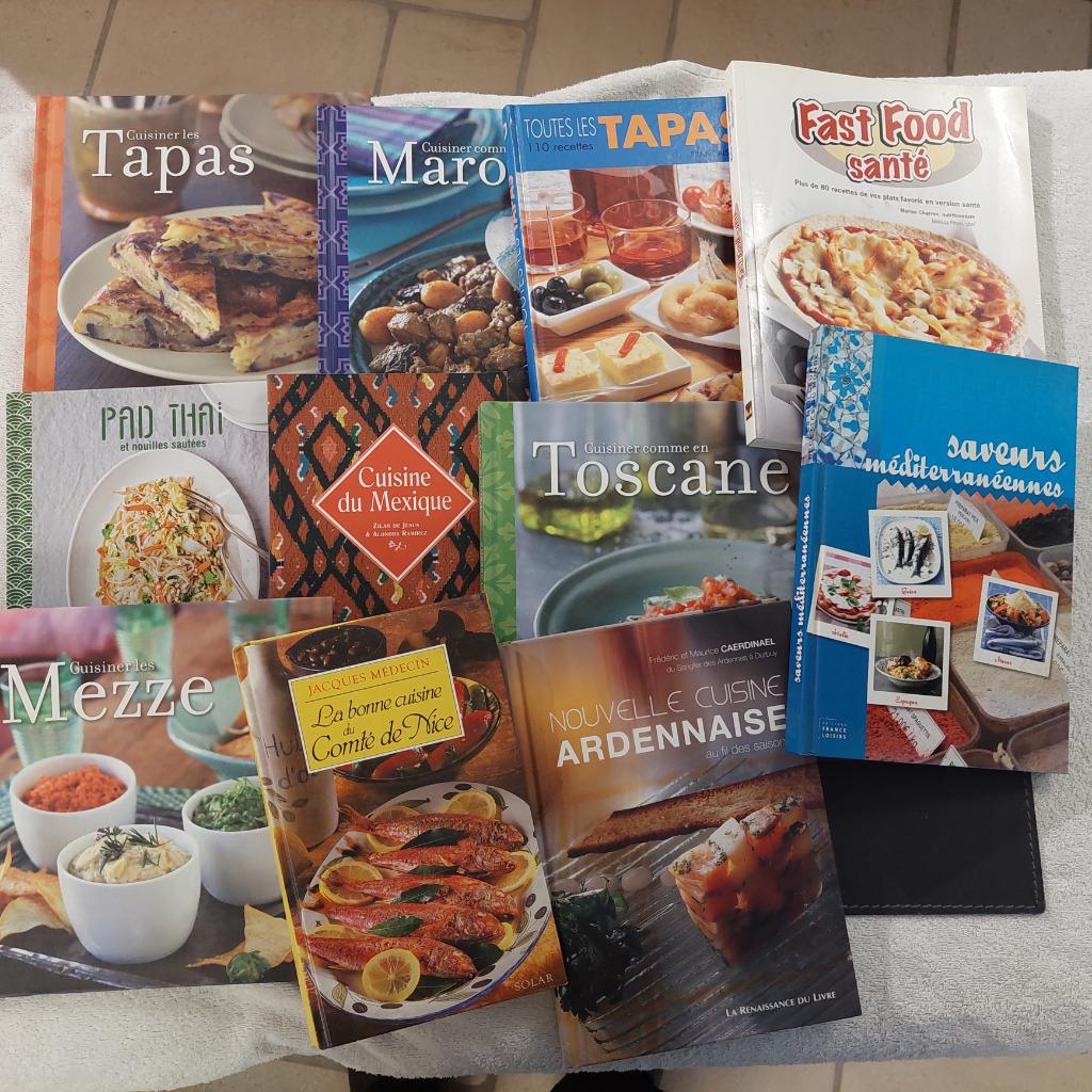 lot 11 livres CUISINE DU MONDE, Enlèvement ou Envoi