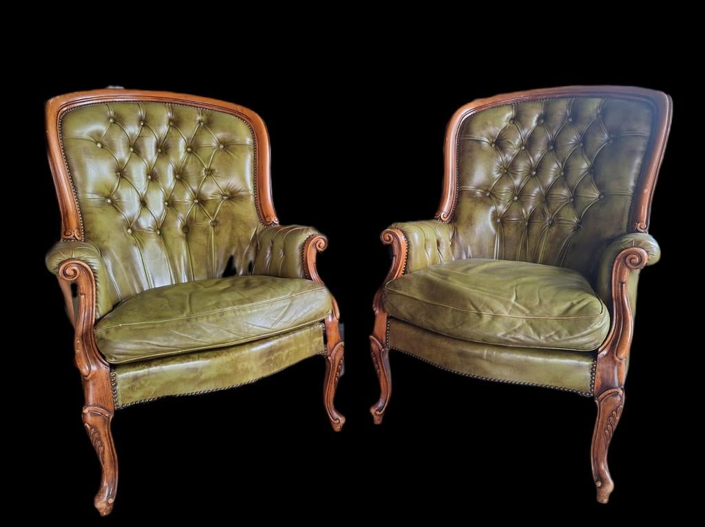 Prachtige set van 2 Chesterfield fauteuils in olijfgroen, Ophalen