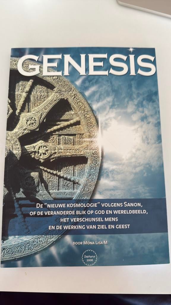 Mona Lisa M. - Genesis, Ophalen of Verzenden, Zo goed als nieuw