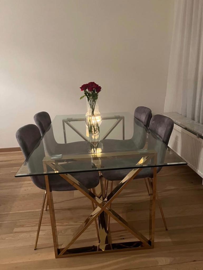 Eettafel, Quatre personnes, 50 à 100 cm, Verre, Enlèvement