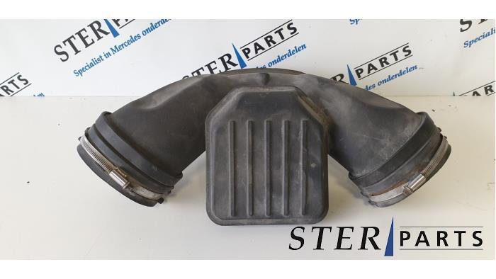 Tuyau d'aspiration air d'un Mercedes CL, Enlèvement ou Envoi, 3 mois de garantie, Utilisé, Mercedes-Benz
