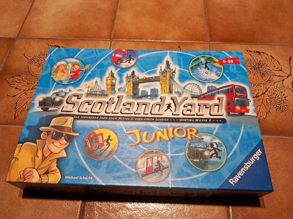 Scotland Yard Junior - Ravensburger, Hobby & Loisirs créatifs, Jeux de société | Jeux de plateau, Comme neuf, Trois ou quatre joueurs