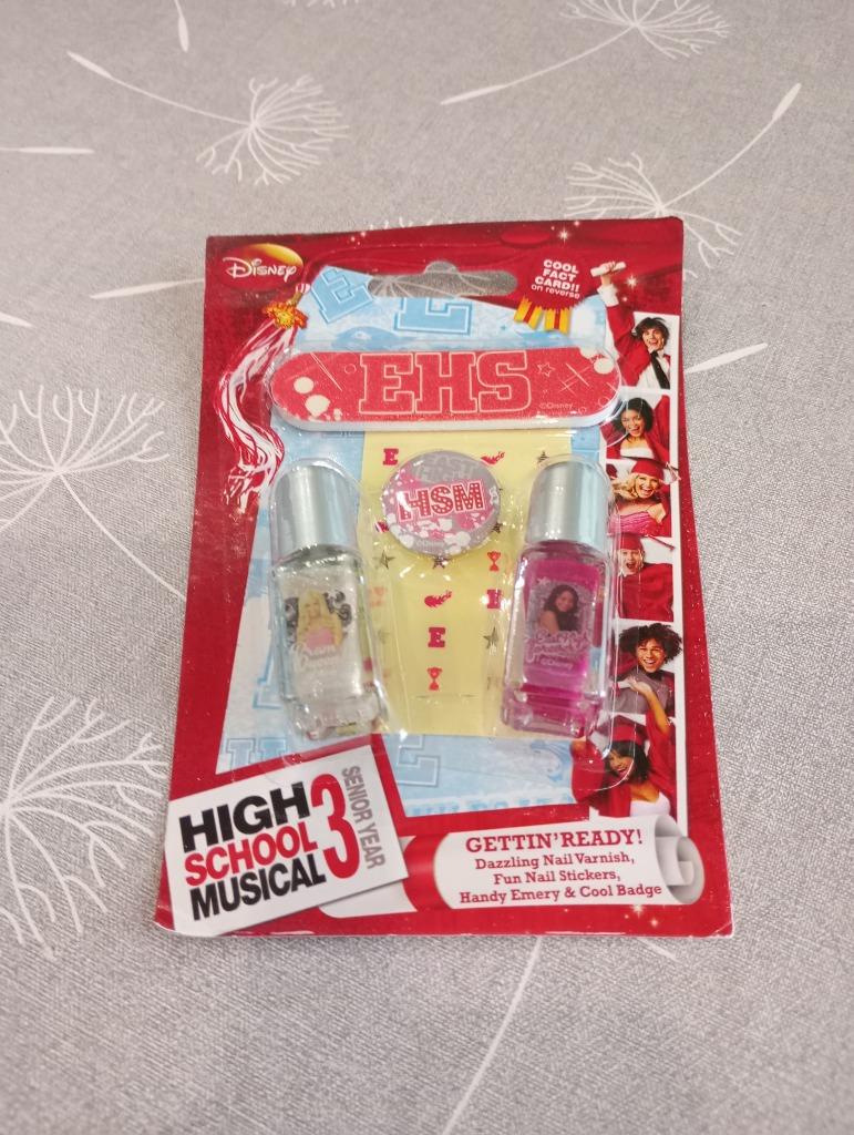 Vernis High School Musical 3, Enlèvement