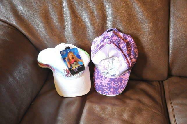 2 casquettes neuve hannah montana, Enlèvement ou Envoi, Neuf