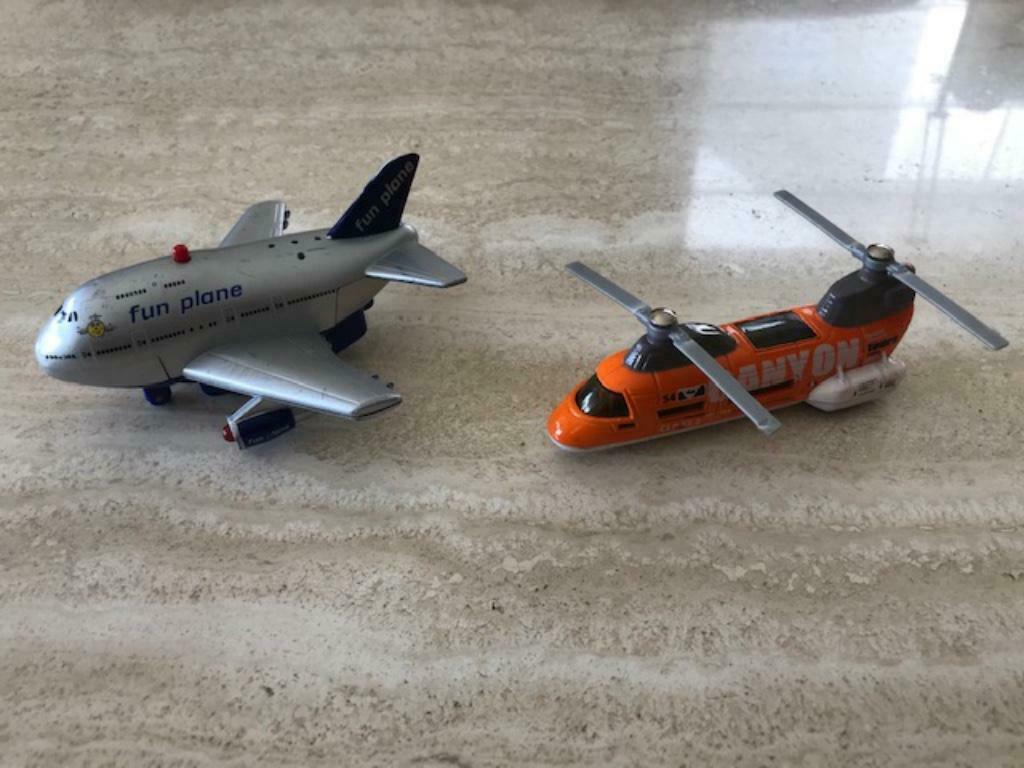 Modelvliegtuig + modelhelicopter, Ophalen of Verzenden, Gebruikt
