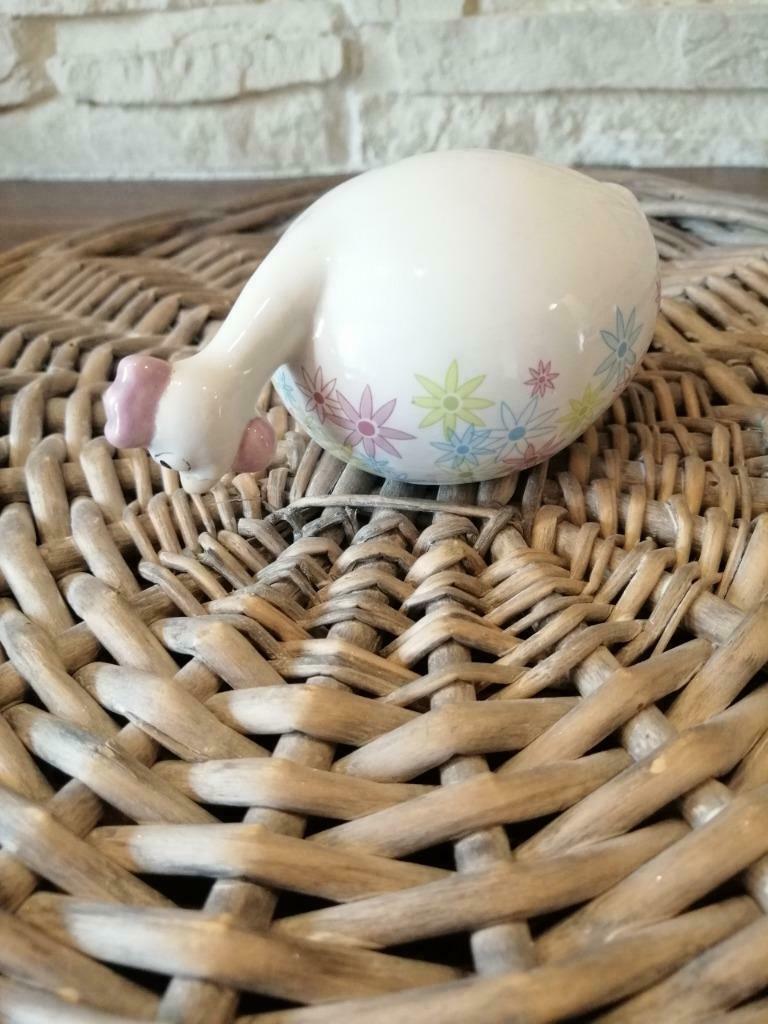 Poule j-line Petite Pastel 2007, Collections, Porcelaine, Cristal & Couverts, Comme neuf, Statue(s), Porcelaine, Enlèvement ou Envoi