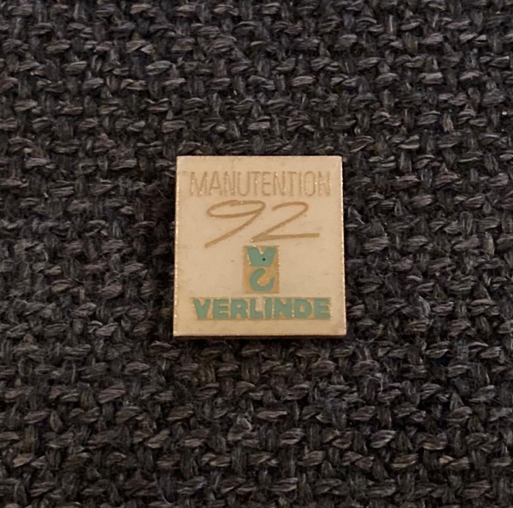 PIN - VERLINDE - MANUTENTION, Envoi, Utilisé, Autres sujets/thèmes, Insigne ou Pin's