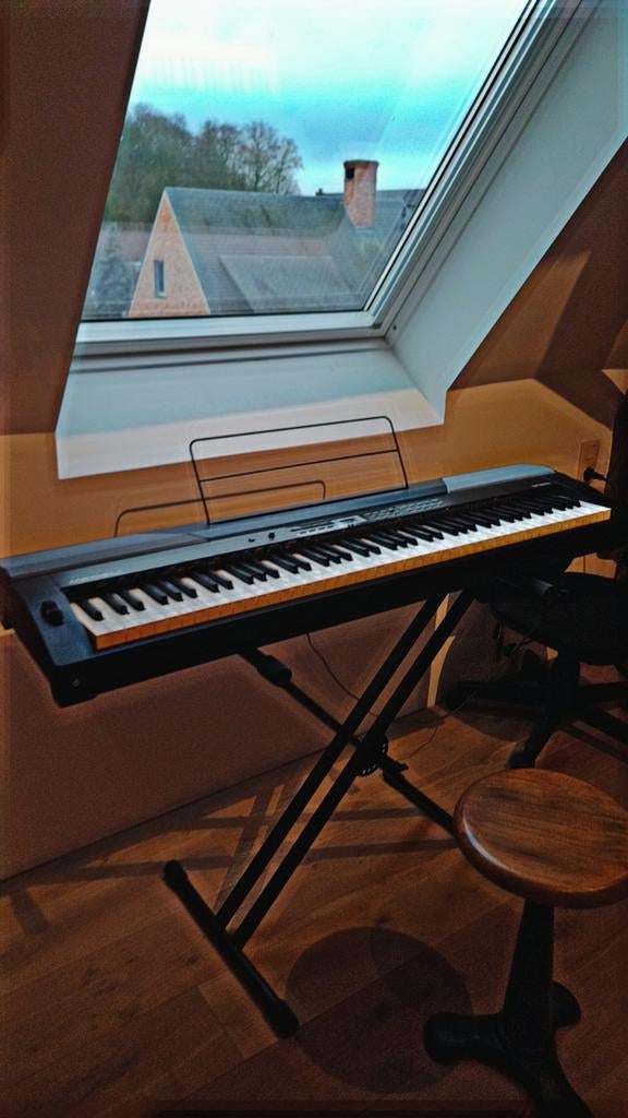 Piano électrique presque jamais utilisé, Musique & Instruments, Enlèvement, Comme neuf, Piano