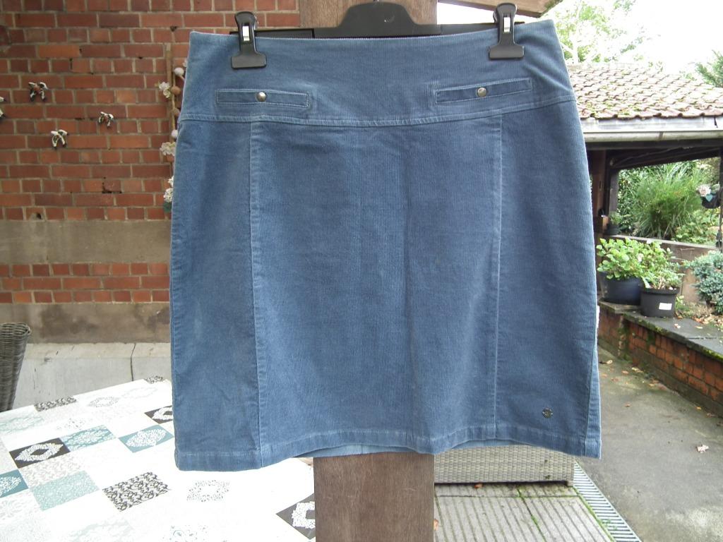 fluwelen rok, blauwe kleur, voor dames, T44 (Terre Bleue), Kleding | Dames, Rokken, Zo goed als nieuw, Maat 42/44 (L), Blauw, Knielengte