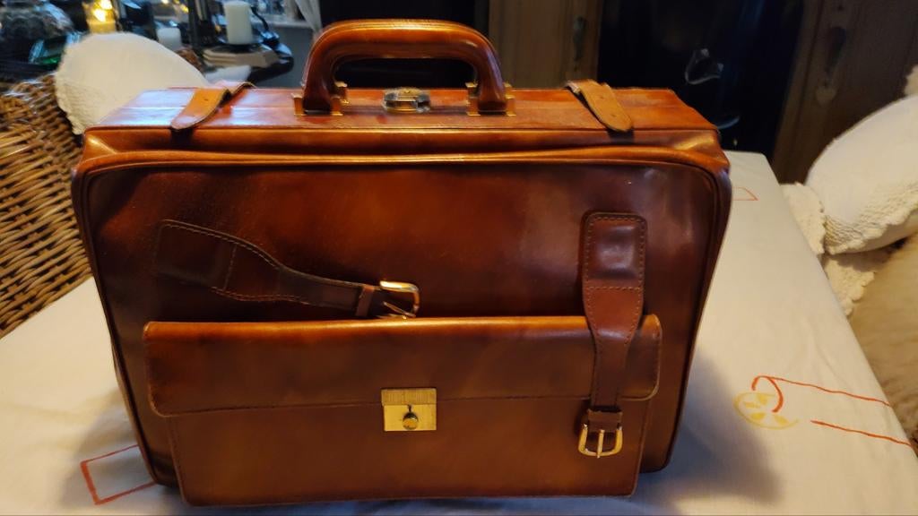 Lederen weekend/ handbagage/ dokterstas, Handtassen en Accessoires, Ophalen