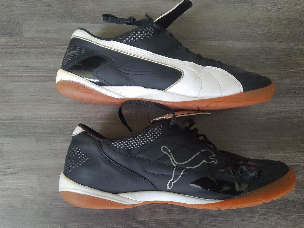 45 Puma zaalvoetbalschoenen heel goede staat, Vêtements | Hommes, Chaussures, Puma, Comme neuf, Chaussures de sport, Noir