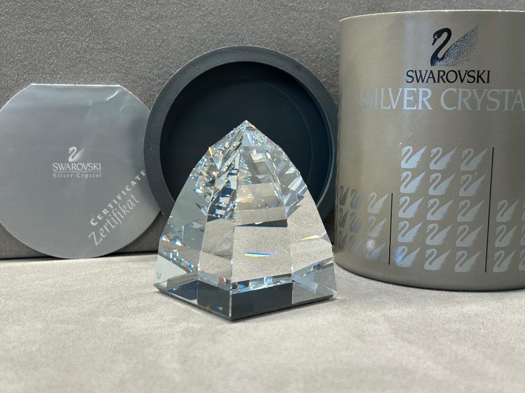 Swarovski Paperweight Pyramide helder, Verzamelen, Swarovski, Nieuw, Figuurtje, Ophalen of Verzenden
