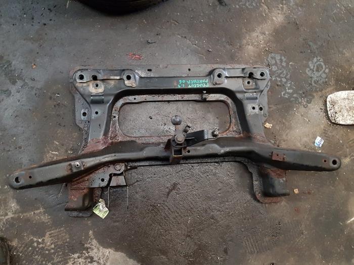 Faux châssis d'un Peugeot Partner, -, 3 mois de garantie, Utilisé, -