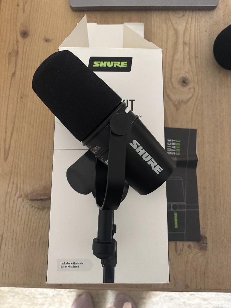 Micro Shure MV7+ Neuf sous garantie, Musique & Instruments, Enlèvement, Neuf, Micro studio