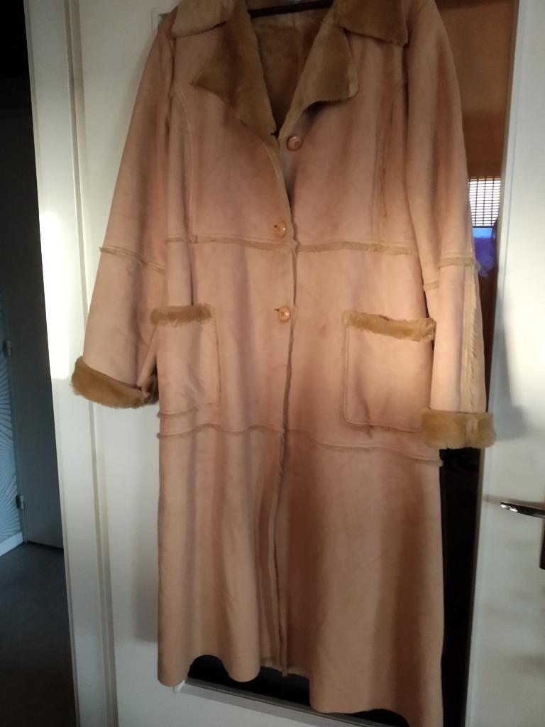 Manteau long daim marron clair neuf, Enlèvement, Neuf, Taille 42/44 (L)