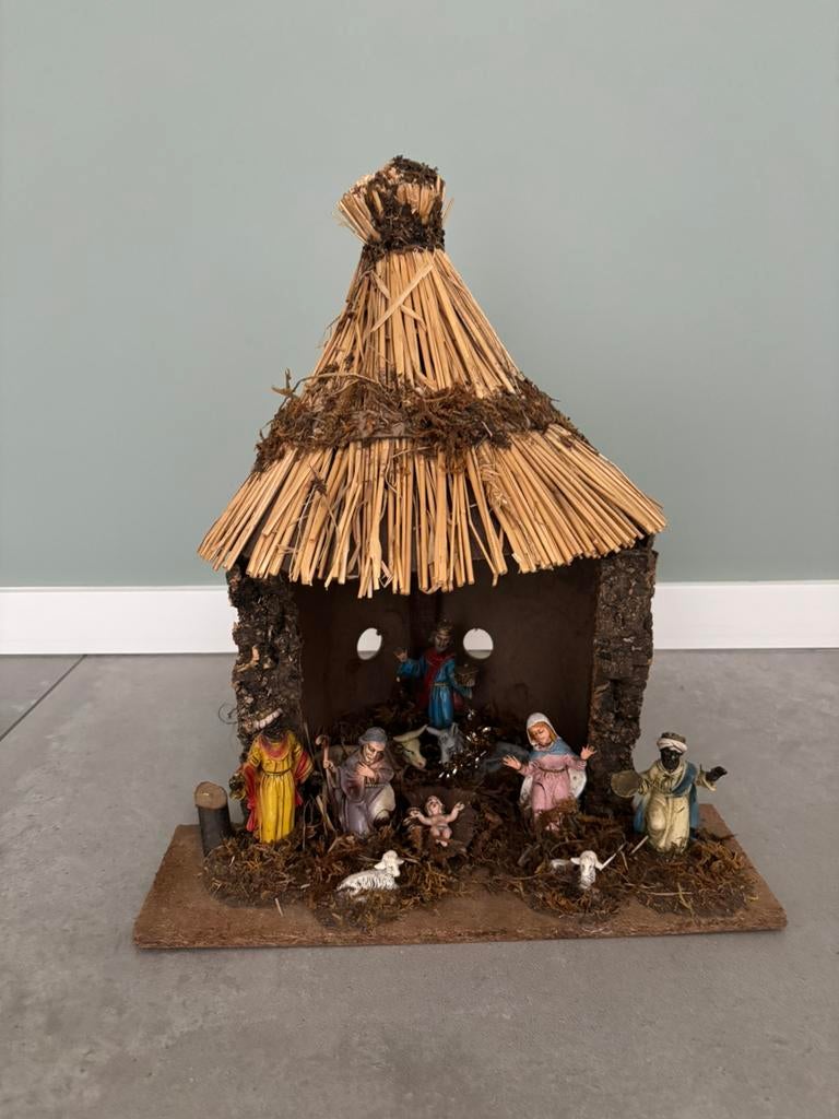 Kerststal met vaste figuren, Diversen, Ophalen, Zo goed als nieuw