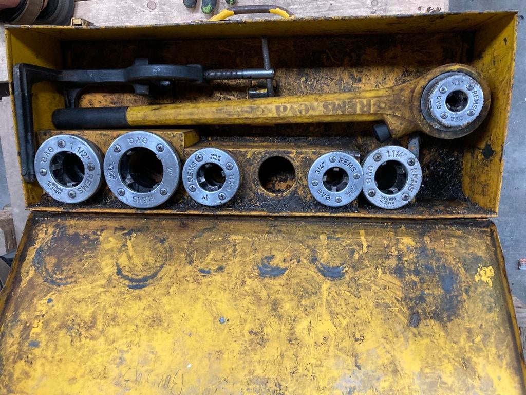 Rems handmatig draadtrekmachine, Doe-het-zelf en Bouw, Gereedschap | Handgereedschap, Ophalen, Gebruikt