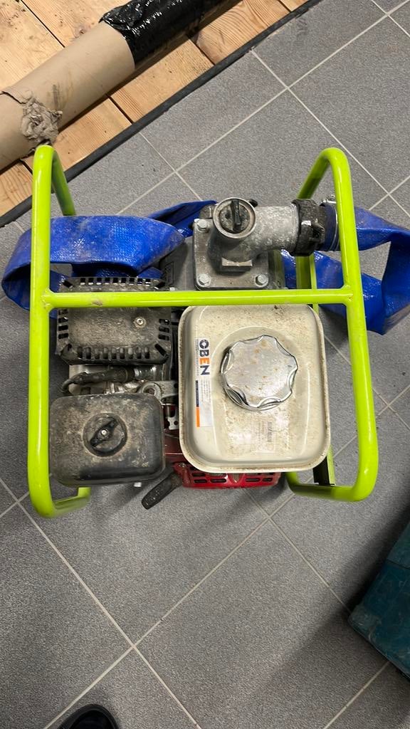 Benzine aangedreven waterpomp, Ophalen, Gebruikt