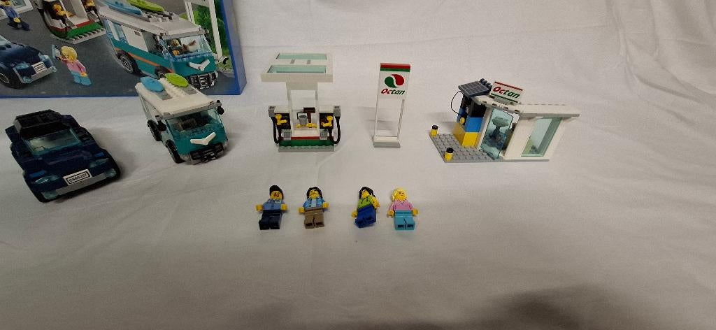 Lego 60257 Service Station, Ophalen of Verzenden, Zo goed als nieuw, Complete set, Lego