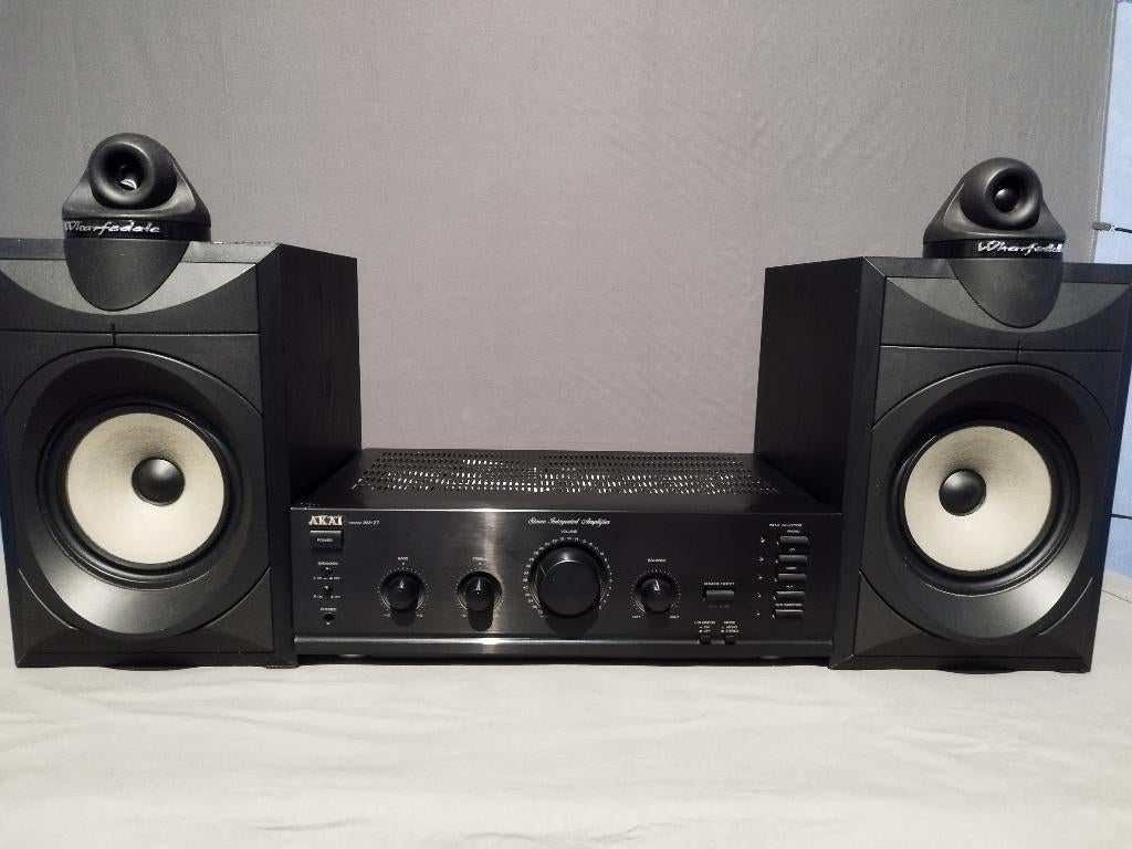 Ampli AKAI+moniteur 100w, Autres marques, 60 à 120 watts, Comme neuf, Enlèvement