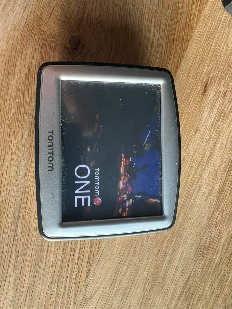 (2) Tomtom ONE navigatie, Ophalen of Verzenden, Gebruikt