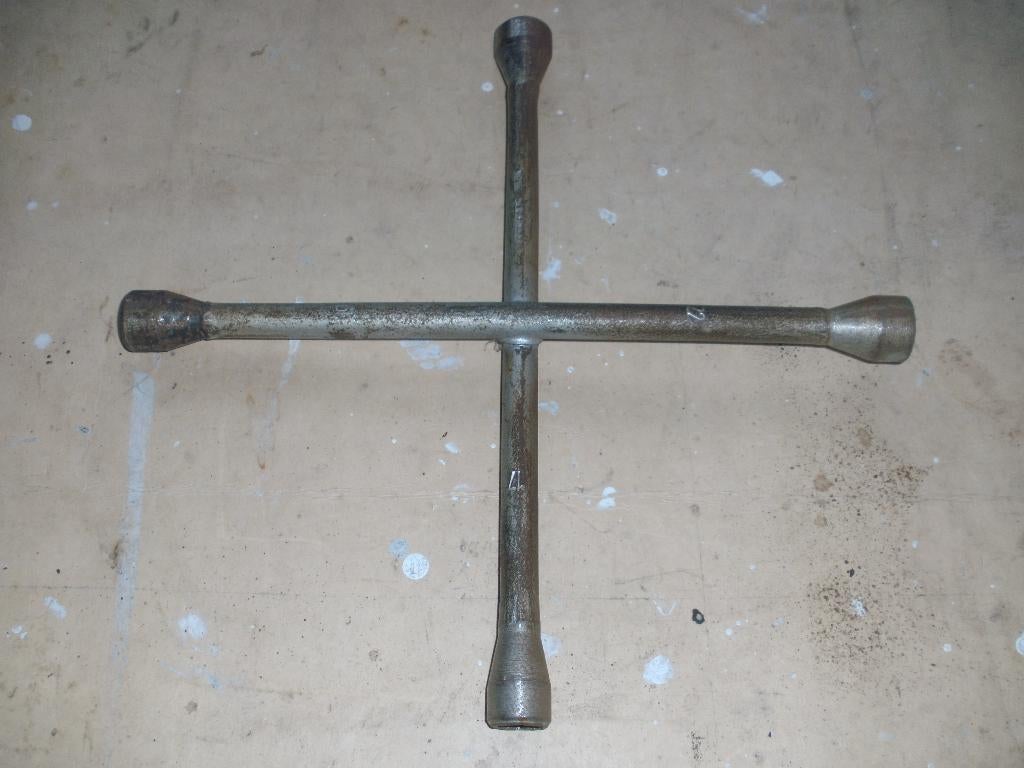 wielsleutel 17-19-22-13/16", Ophalen, Gebruikt