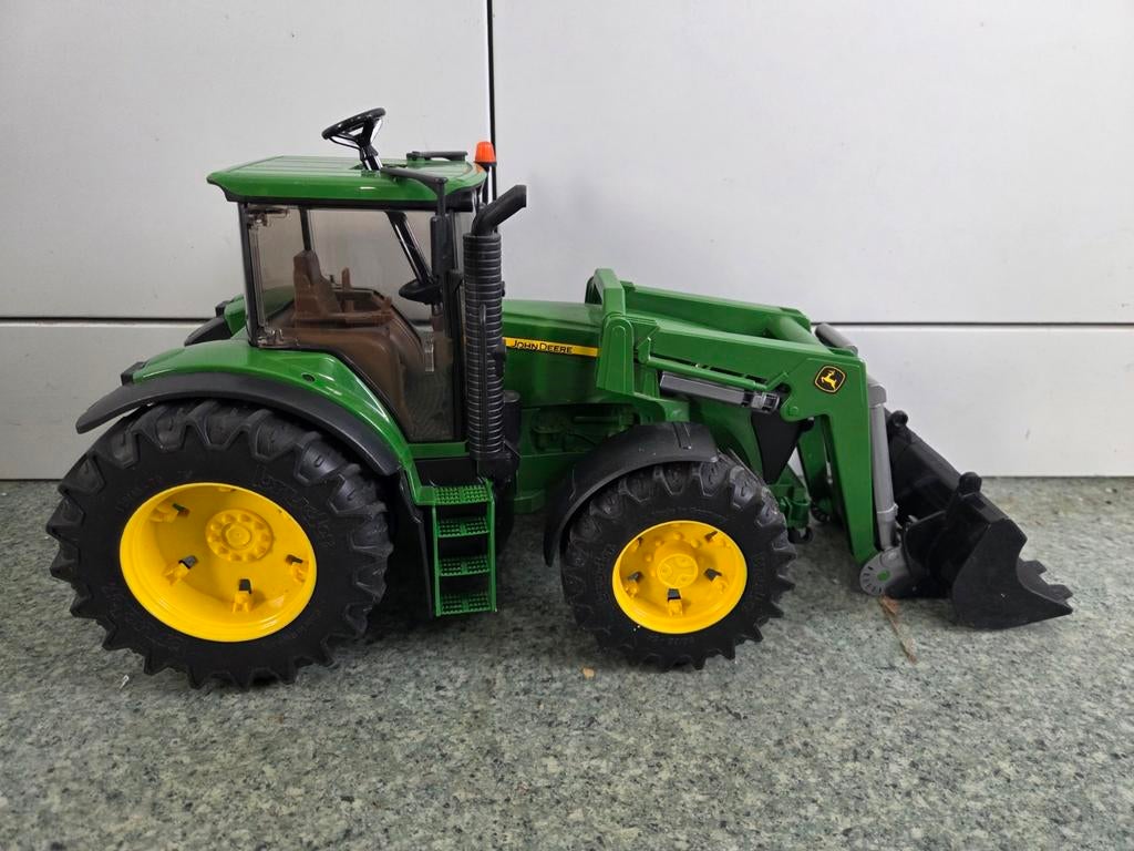 Bruder John Deere