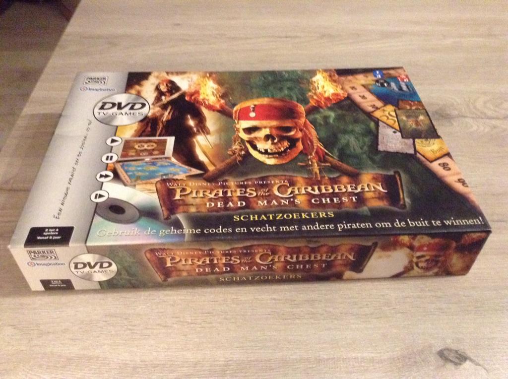Jeu de société Disney Pirates des Caraïbes (2006), Trois ou quatre joueurs, Envoi, Comme neuf, Parker