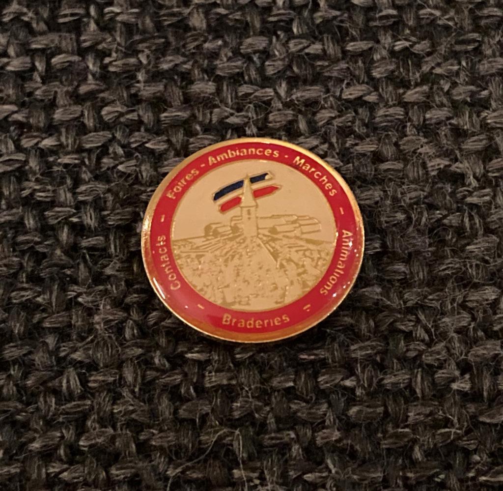 PIN - FOIRES - AMBIANCES - MARCHES, Envoi, Utilisé, Autres sujets/thèmes, Insigne ou Pin's