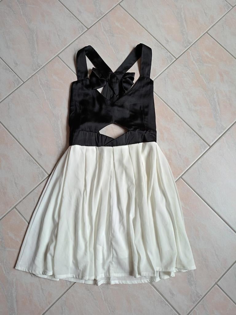 Robe dos nu, Baluoke, Au-dessus du genou, Comme neuf, Taille 34 (XS) ou plus petite