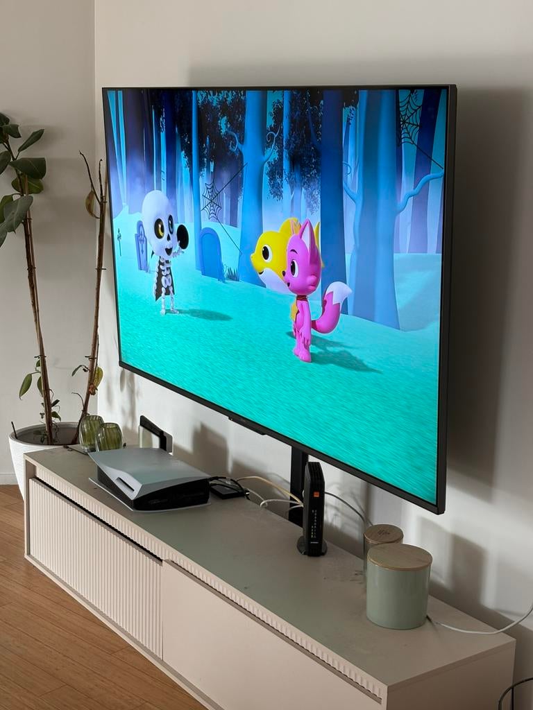Tele ambilight a vendre, Enlèvement, Comme neuf, Philips