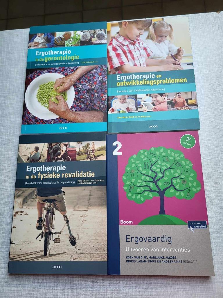 Studieboeken Ergo / Ergotherapie, Boeken, Ophalen, Zo goed als nieuw