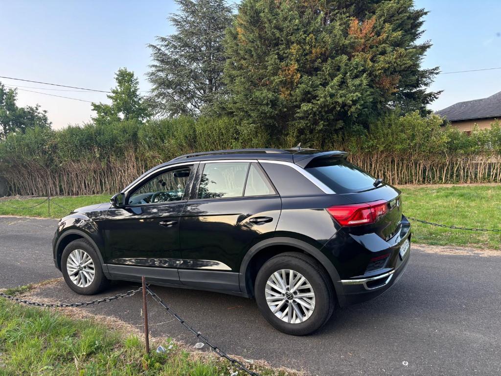 Volkswagen T-Roc Zwart 1.0 tsi 110pk bj 2021 75000 km, Autos, Volkswagen, Cuir, Achat, Euro 6, Boîte manuelle