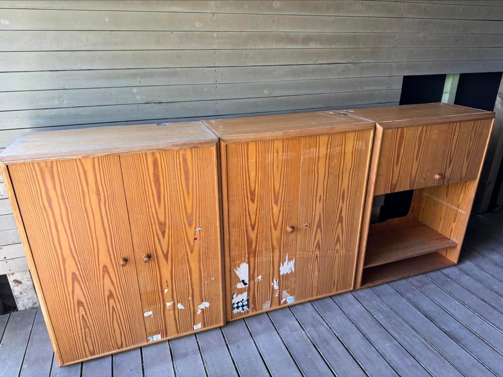 2 kasten, ideaal voor in een berging of zolder. Gebruikt., Ophalen, Gebruikt