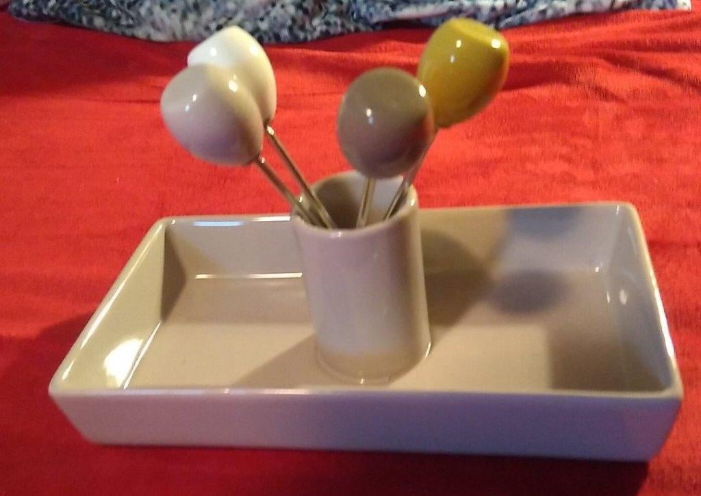 aperitief schaaltje met 4 prikkers, Enlèvement ou Envoi