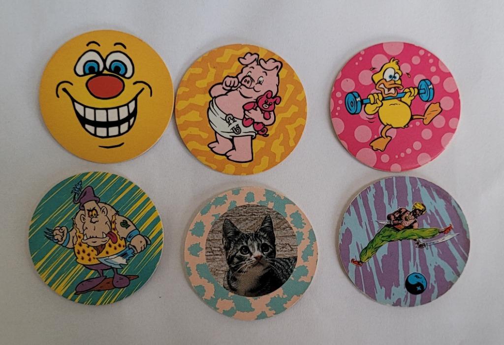 Toutes sortes, casquettes de collection, pièces Pokémon, Bar, Envoi, Olympique, Flippos en vrac