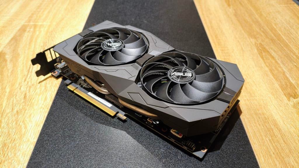 Asus GeForce GTX 1650 SUPER ROG Strix Gaming 4GB GDDR6, Computers en Software, Ophalen, Zo goed als nieuw, GDDR6
