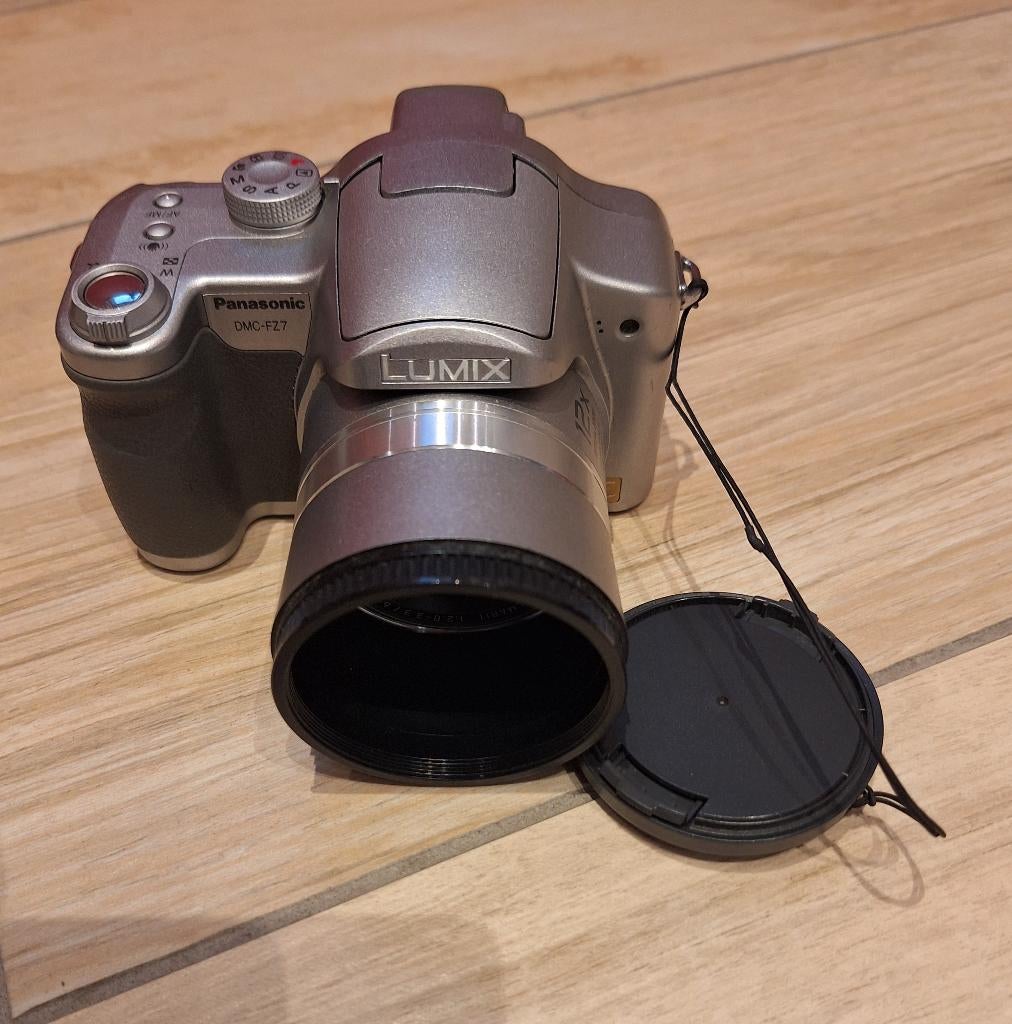 appareil photo numerique Panasonic Lumix, Autres Marques, 6 Mégapixel, Compact, Comme neuf