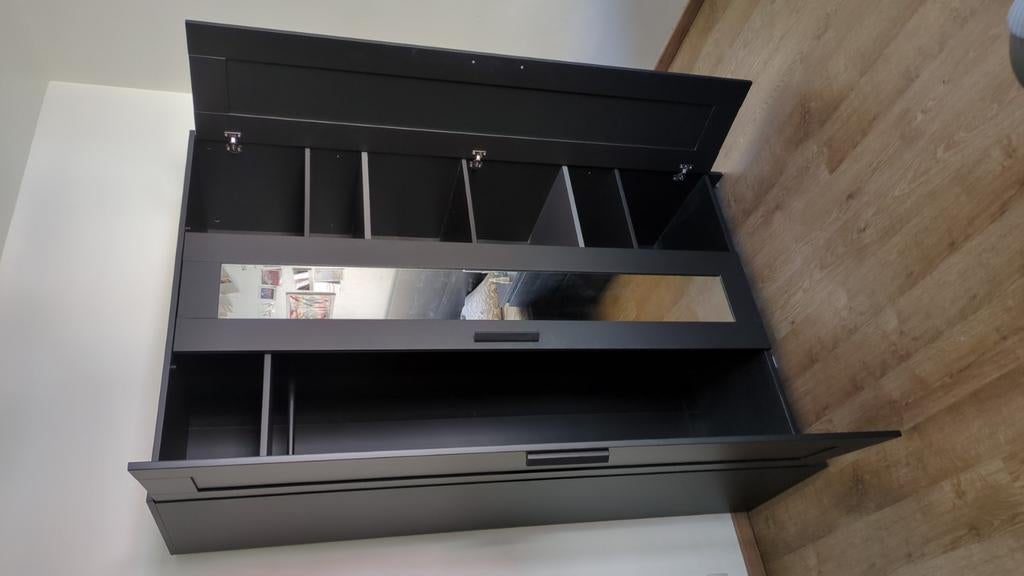 Wardrobe 3 doors with mirror, Huis en Inrichting, Kasten | Kleerkasten, Ophalen
