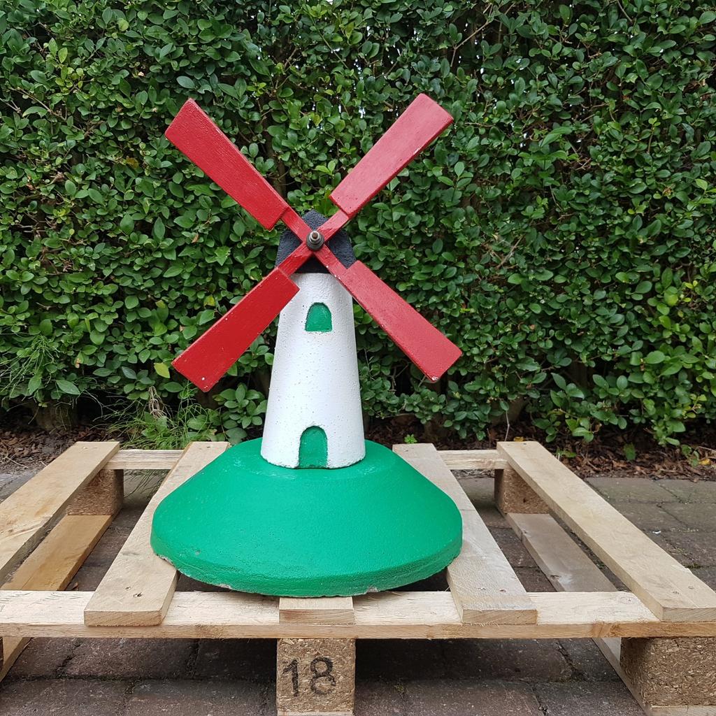 tuinornament windmolen in beton 50cm hoog, Tuin en Terras, Windwijzers en Windmolens, Ophalen of Verzenden, Zo goed als nieuw