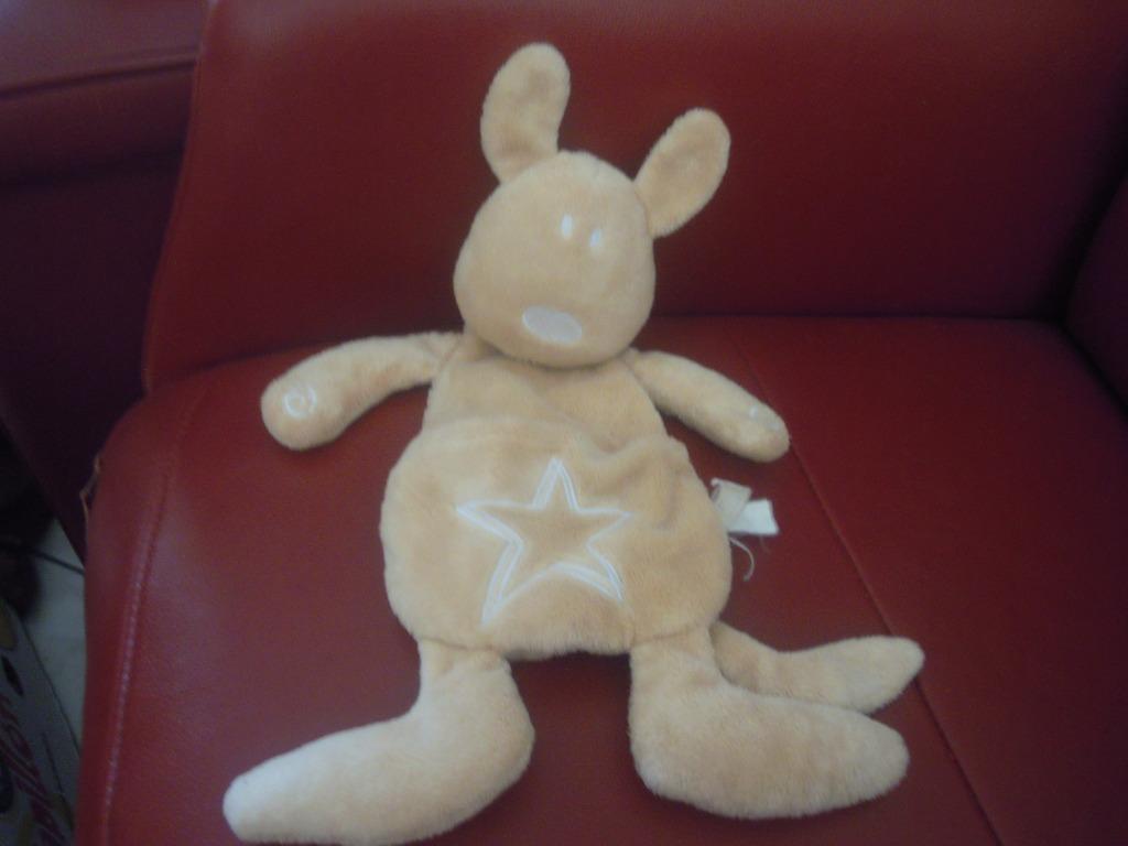 knuffel difrax kangeroe(doosE), Kinderen en Baby's, Speelgoed | Knuffels en Pluche, Ophalen of Verzenden, Nieuw