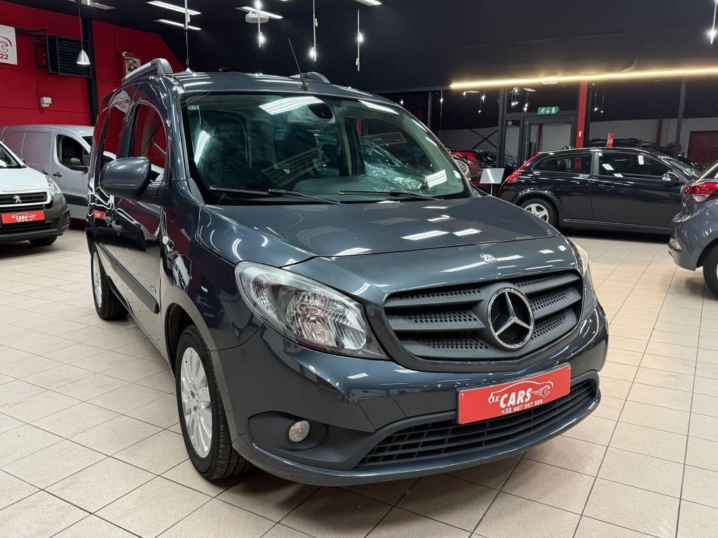 Citan 1.5 CDI Family BE Start/Stop**AIRCO**TREKHAAK**, Auto's, Voorwielaandrijving, Euro 6, 4 cilinders, Electronic Stability Program (ESP)