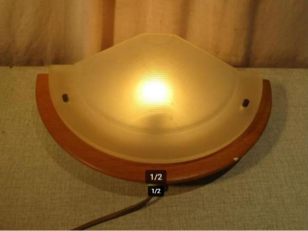 Mooi Retro Wandlamp in glas en hout, Huis en Inrichting, Ophalen of Verzenden, Zo goed als nieuw, Glas