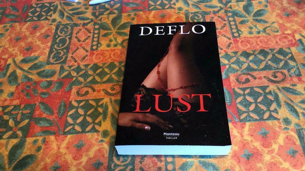 Liust(q), Boeken, Ophalen of Verzenden, Zo goed als nieuw, Deflo