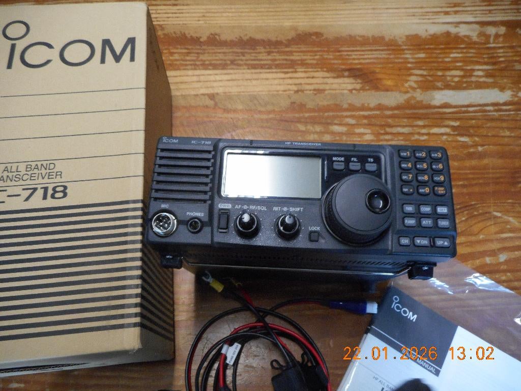 Amateurradio et sa boite de couplage neuf, Telecommunicatie, Ophalen, Nieuw, Zender en Ontvanger