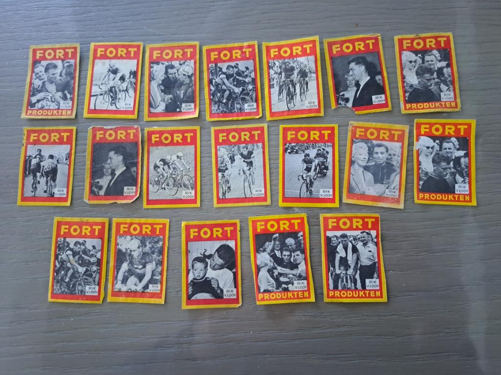 19  prentjes  Fort   Rik Van Looy, Verzamelen, Sportartikelen en Voetbal, Verzenden, Gebruikt