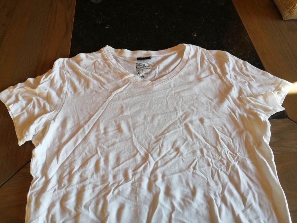 T-shirt wit merk h&m - maat s - nieuw, Vêtements | Hommes, T-shirts, Neuf, Enlèvement ou Envoi, Blanc, H&M